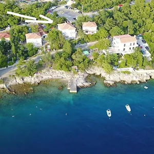 Lucija Pensjonat
